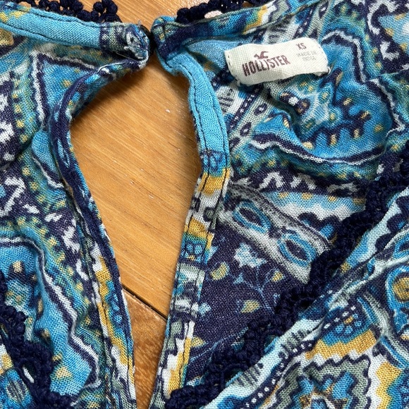 Hollister Rhomper Size XS - Picture 2 of 5